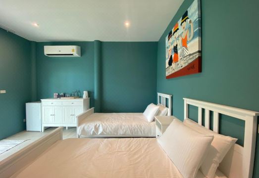 Le Petit Saint Tropez Hotel Overview