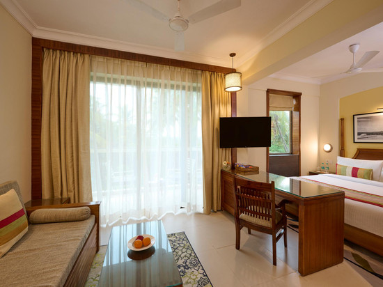 海风萨罗瓦尔港口瓦尔卡果阿