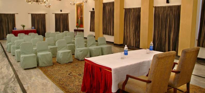 达拉格尔宫喜来得欢迎酒店(WelcomHeritage Taragarh Palace)图片