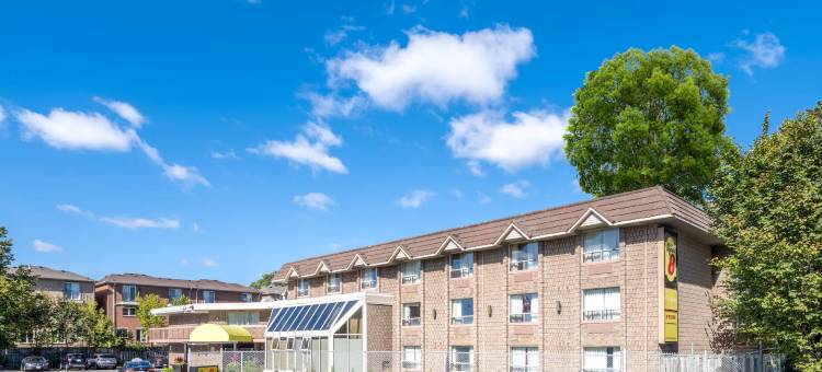 多伦多东速8酒店(Super 8 by Wyndham Toronto East on)图片