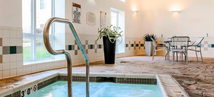 斯克兰顿威尔克斯-巴里万枫酒店(Fairfield Inn & Suites Wilkes-Barre Scranton)图片