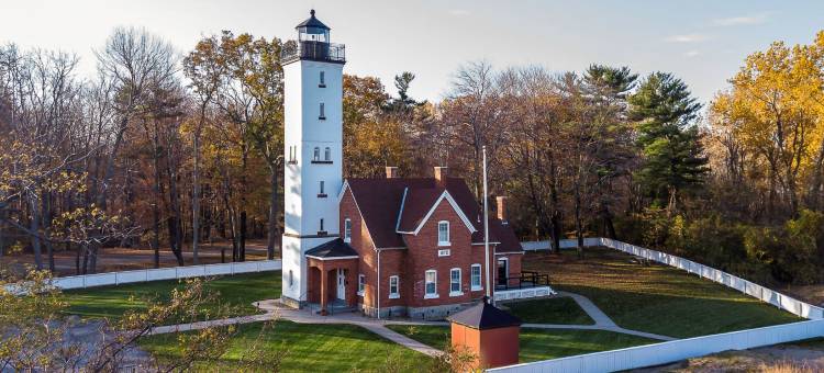 伊利湖湾万怡酒店(Courtyard Erie Bayfront)图片