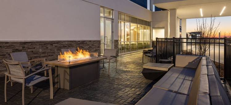 万豪贝滕多夫 Springhill 套房酒店(SpringHill Suites Bettendorf)图片