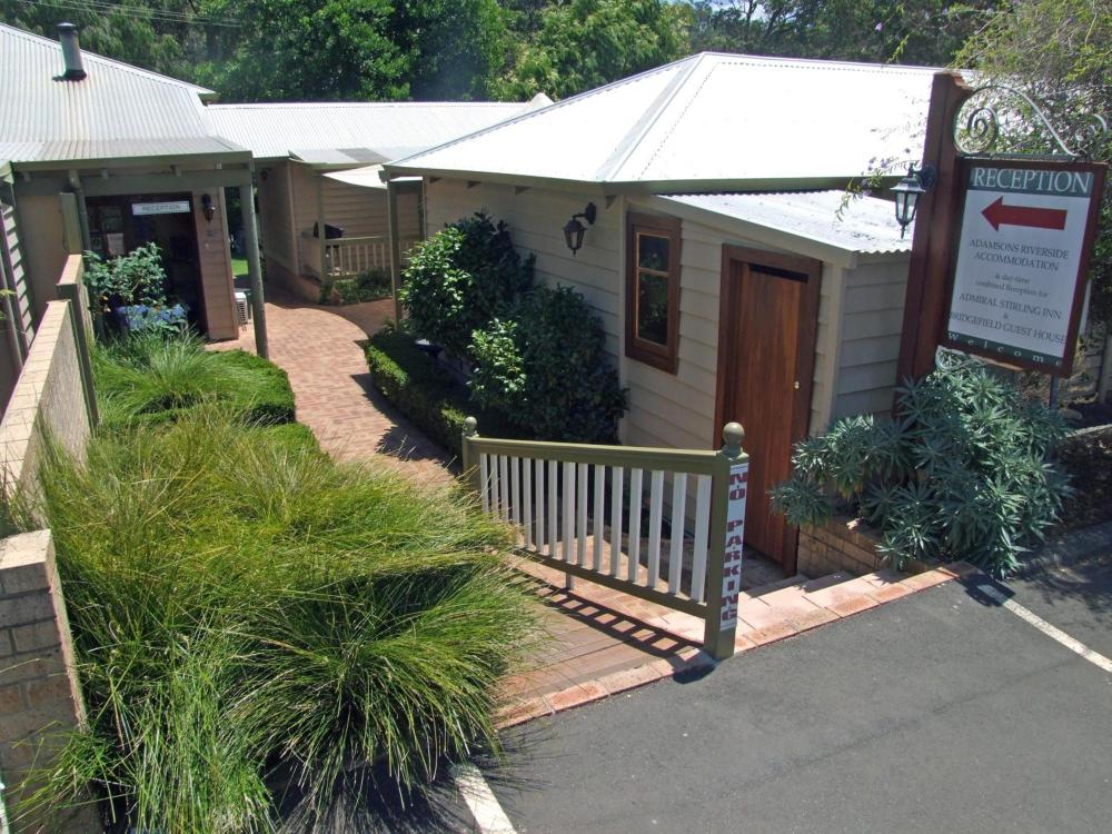 Adamsons Riverside AccommodationOver view