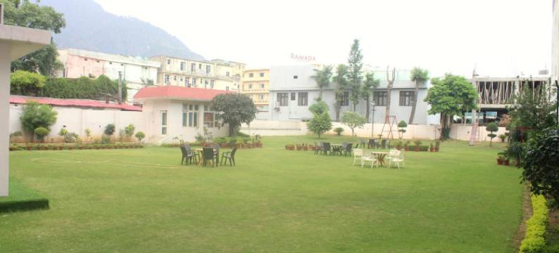 卡特拉安比卡酒店(Hotel Ambica Katra)图片