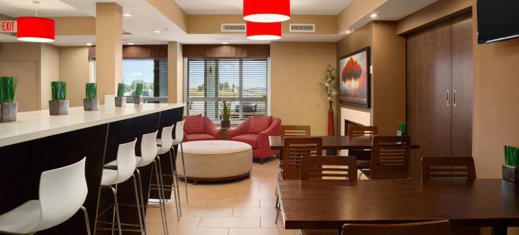 布莱克法尔德-雷德迪尔北麦客达套房酒店(Microtel Inn & Suites by Wyndham Blackfalds Red Deer North)图片