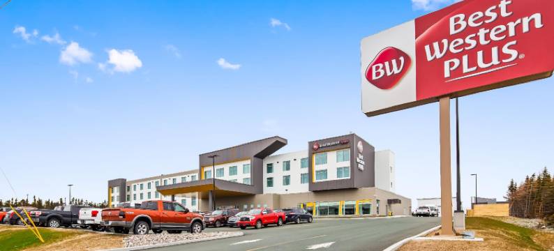 圣约翰机场贝斯特韦斯特优质套房酒店(Best Western Plus St. Johns Airport Hotel and Suites)图片