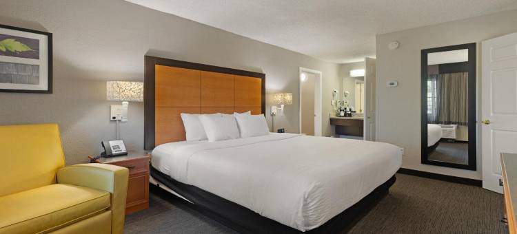 温德姆豪生-萨克拉门托市中心(Howard Johnson by Wyndham Sacramento Downtown)图片