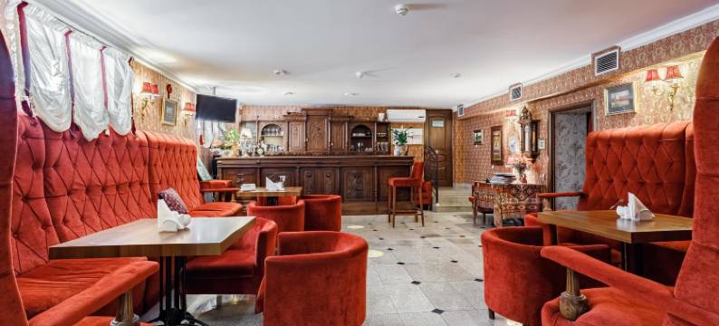 布里斯托尔酒店(Bristol Hotel)图片