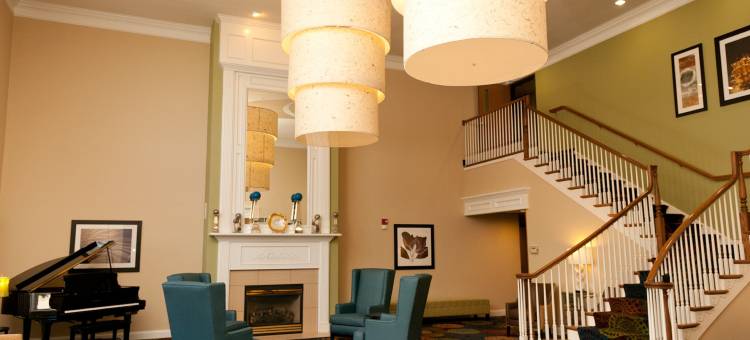 智选假日套房酒店布卢明顿市中心 - 正常(Holiday Inn Express & Suites Bloomington - Normal)图片