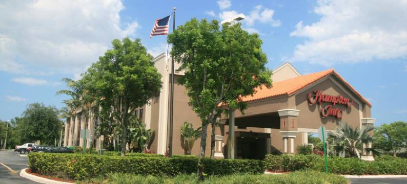 劳德代尔堡商业大道欢朋酒店(Hampton Inn Ft. Lauderdale-Commercial Blvd.)图片