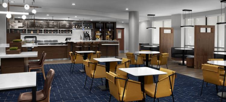 彭萨科拉市中心万豪万怡酒店(Courtyard Pensacola Downtown)图片