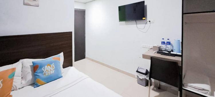 Sans Stay Raja Soeta Hostel Lampung图片