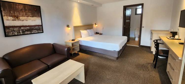 拉瓦尔温德姆华美达酒店(Ramada by Wyndham Laval)图片