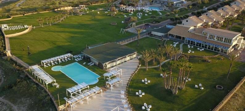 卡波坎伯拉托酒店(Hotel Capo Campolato)图片