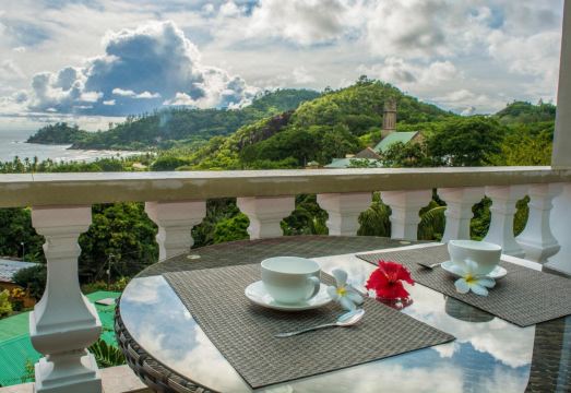 Les Elles Guesthouse Self Catering Hotel Overview