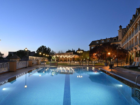 RL乌贝达城市酒店