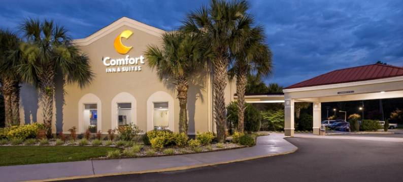 沃尔特伯勒I-95舒适套房酒店(Comfort Inn & Suites Walterboro I-95)图片