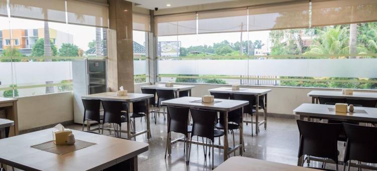 阿维亚里酒店(Aviari Hotel)图片