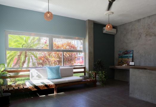 Villas H2O Hotel Overview