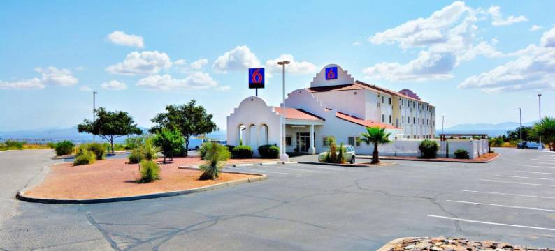 亚利桑那本森 6 号汽车旅馆(Motel 6 Benson, AZ)图片