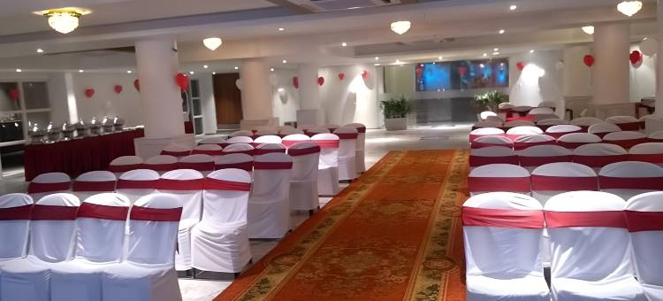 OTHPL旗下钦奇瓦德Mastiff酒店(Little Mastiff Chinchwad by Othpl)图片