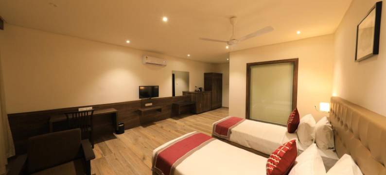 拜克苏拉吉俱乐部酒店(The Byke Suraj Club)图片