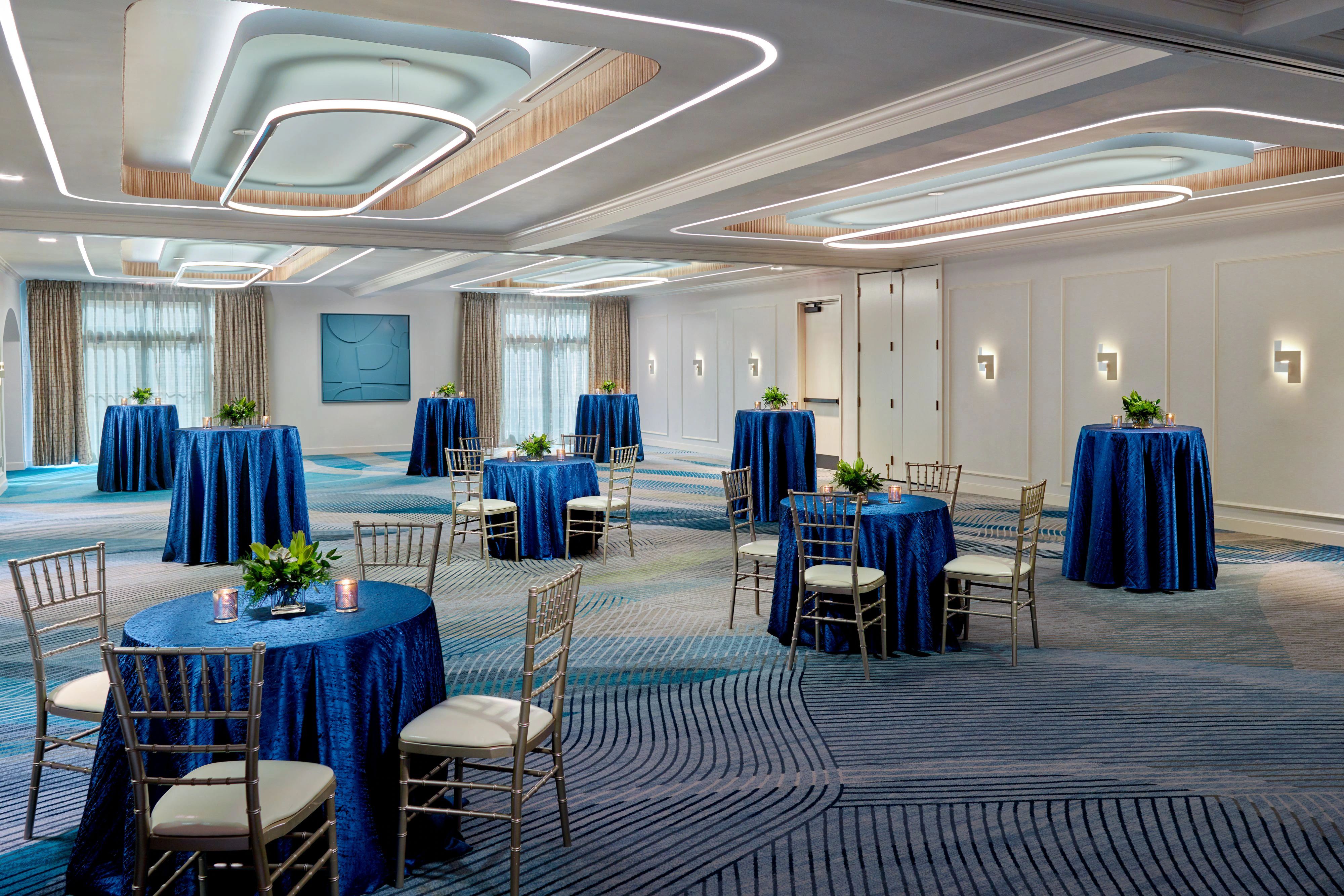 Renaissance Charlotte SouthPark Hotel Over view