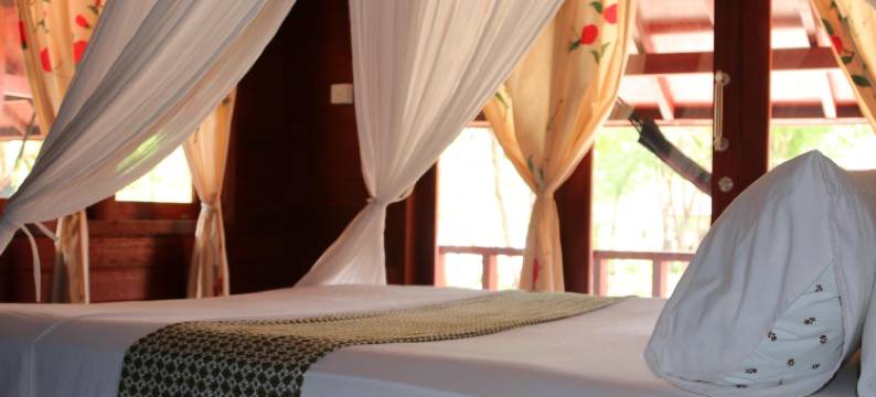 比鲁梅诺海滩简易别墅(Biru Meno Beach Bungalows)图片