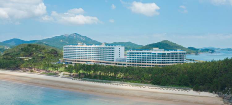 慈恩岛温德姆华美达广场酒店(Ramada Plaza by Wyndham Jaeun)图片