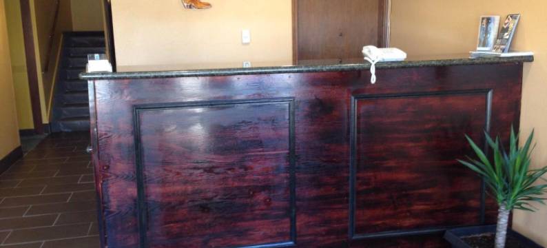 戴蒙德维尔凯姆勒温德姆速8酒店(Super 8 by Wyndham Diamondville Kemmerer)图片