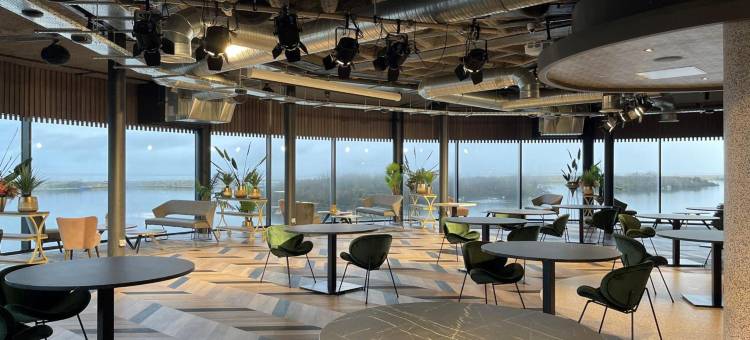 绍斯波特海滨酒店(Waterfront Southport Hotel)图片