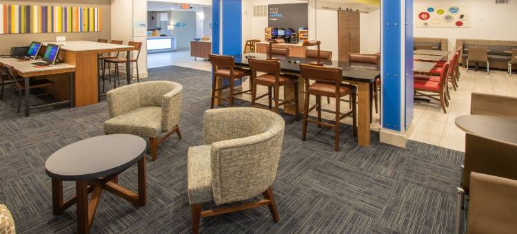 智选假日套房酒店罗斯维尔 - 广场区(Holiday Inn Express & Suites Roseville - Galleria Area)图片