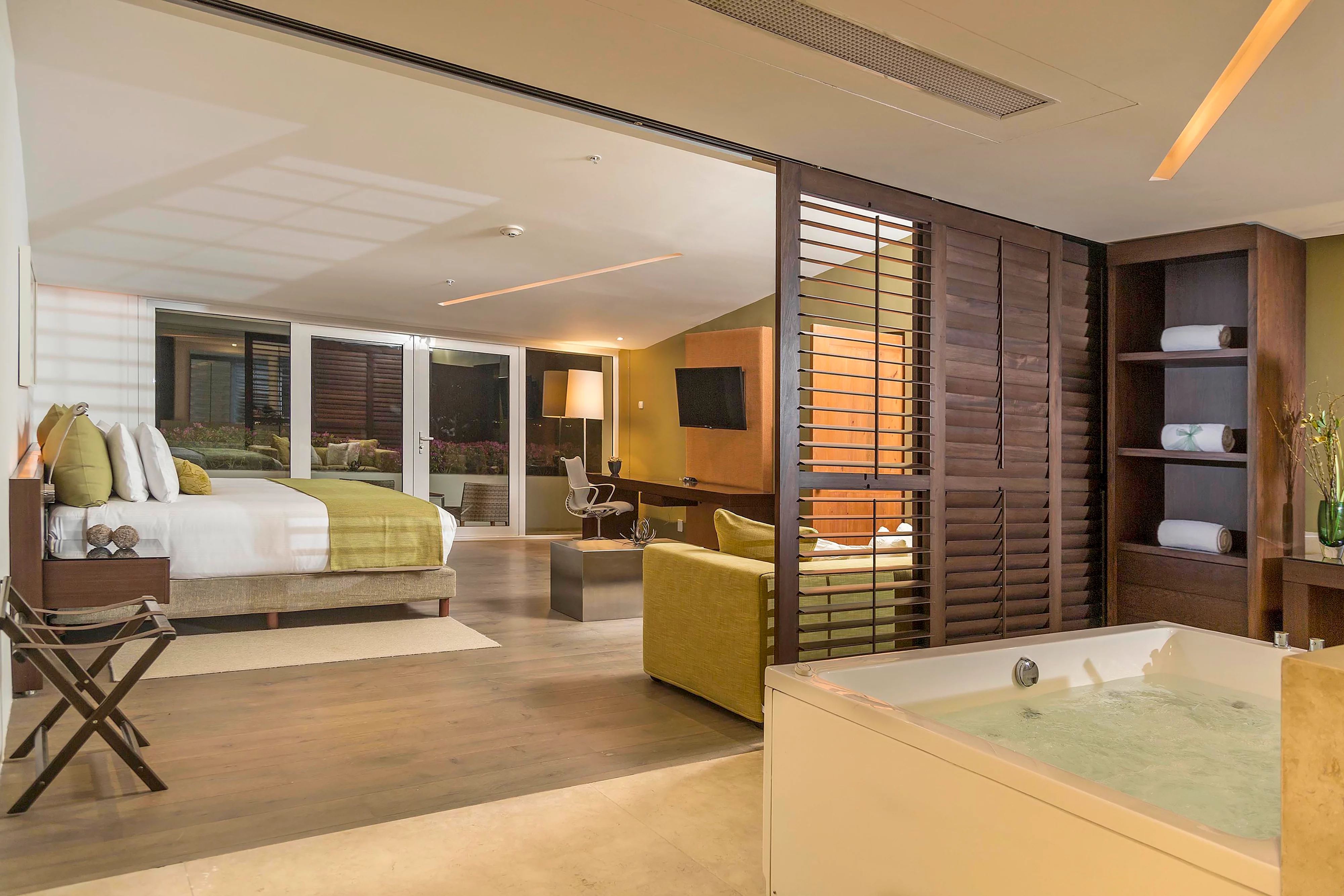 InterContinental Presidente Cancun Resort Over view