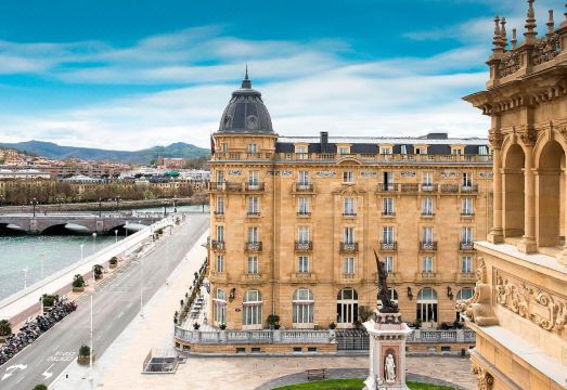 Hotel Maria Cristina, a Luxury Collection Hotel, San Sebastian Over view