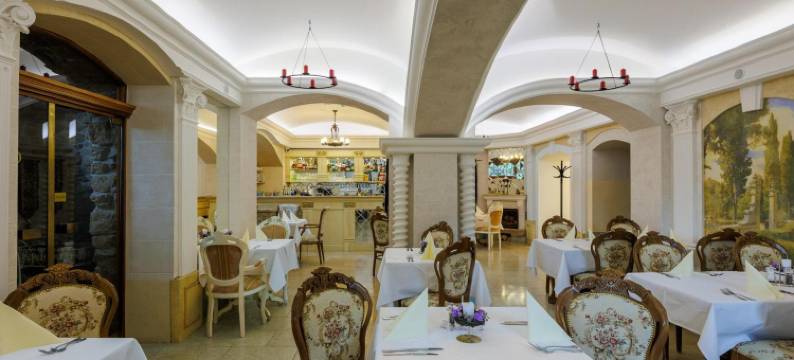 奇赫尔尼城堡酒店(Hotel Château Cihelny)图片