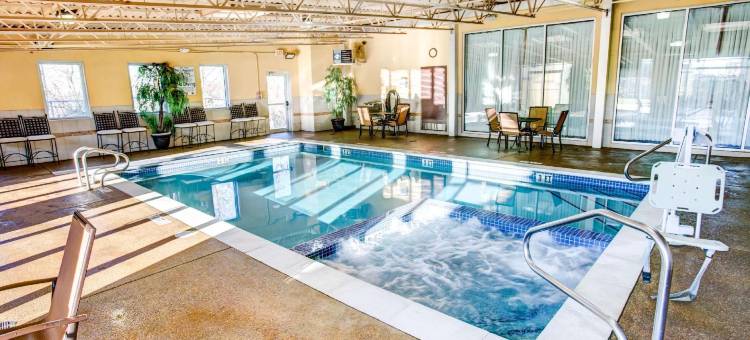 舒适套房酒店(Comfort Inn & Suites)图片