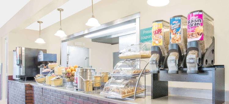 拉瑟格伦国王统治区戴斯酒店(Days Inn by Wyndham Ruther Glen Kings Dominion Area)图片