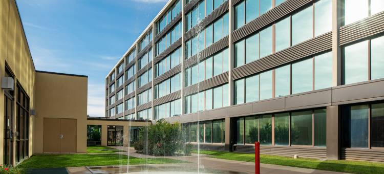 Holiday Inn & Suites 查尔斯顿(Holiday Inn & Suites Charleston West)图片