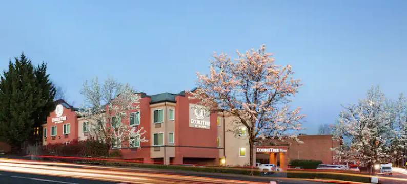 希尔顿逸林酒店-波特兰泰格德(DoubleTree by Hilton Portland - Tigard)图片