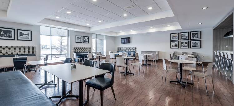 圣亚森特智选假日套房酒店(Holiday Inn Express & Suites Saint - Hyacinthe)图片