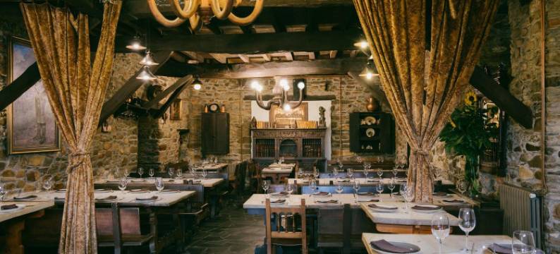 蒙克洛亚圣拉萨罗酒店(La Moncloa de San Lazaro)图片