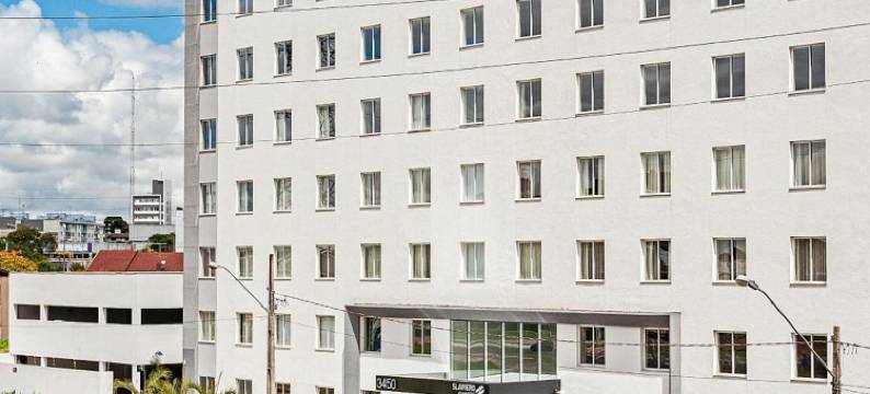 古里提巴机场斯拉维耶罗酒店(Slaviero Curitiba Aeroporto)图片