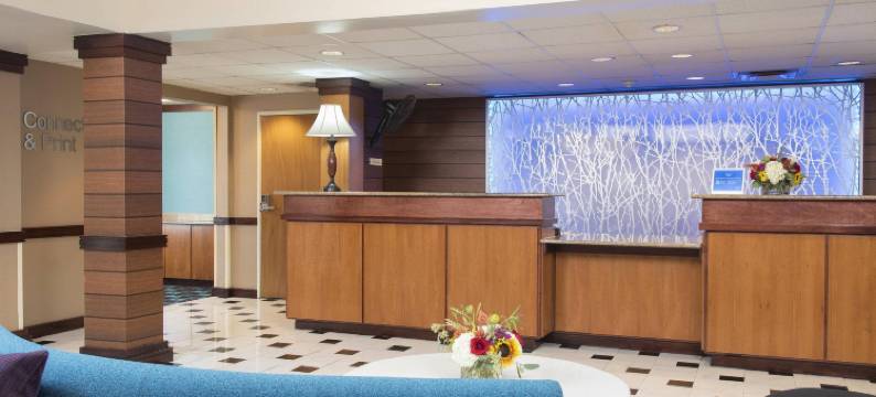 哥伦布东万枫酒店及套房(Fairfield Inn & Suites Columbus East)图片