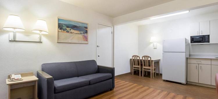 罗切斯特6号汽车旅馆(Motel 6 Rochester, MN)图片