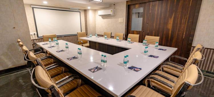 KK 比肯酒店(Hotel KK by Spree Rajkot)图片