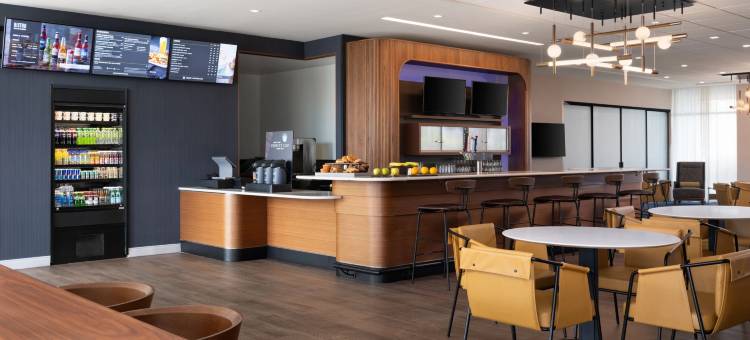 万怡湖城酒店(Courtyard Lake City)图片