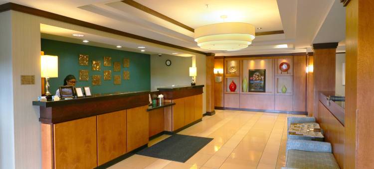 德梅因机场万枫酒店(Fairfield Inn & Suites des Moines Airport)图片