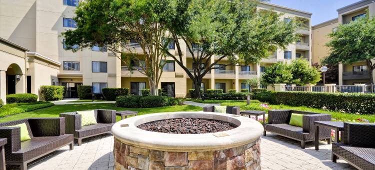 达拉斯医学/市场中心万怡酒店(Courtyard Dallas Medical/Market Center)图片