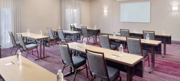 格林维尔海伍德购物中心万怡酒店(Courtyard Greenville Haywood Mall)图片